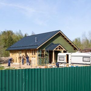 Опытная компания или частный прораб?